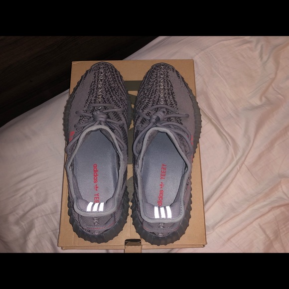 Yeezy Boost 350 V2 Beluga 2.0 - Picture 5 of 8